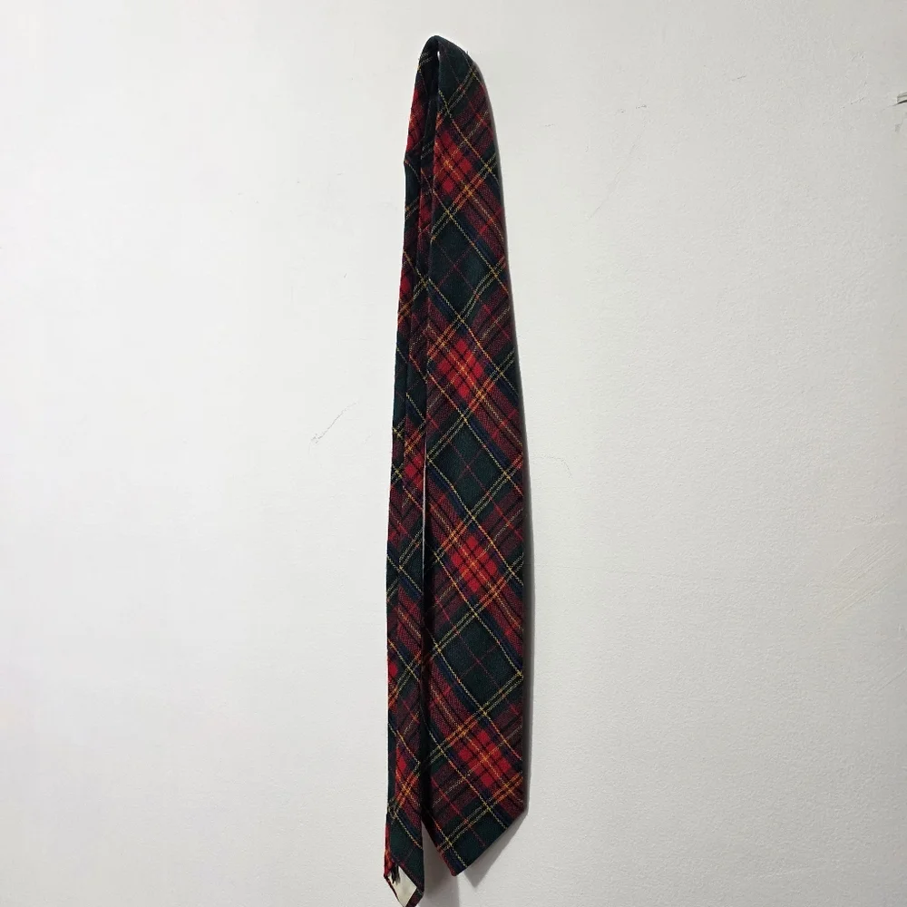 Vintage 70's Plaid Tartan Tie Green Red Yellow